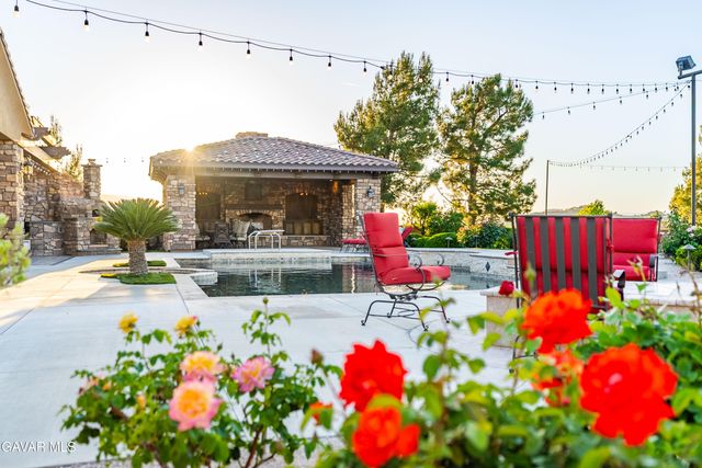 3211 Paddock Way, Quartz Hill, CA 93536