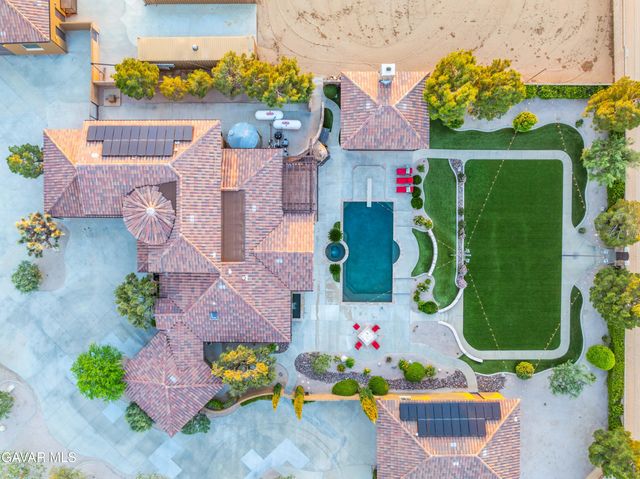 3211 Paddock Way, Quartz Hill, CA 93536