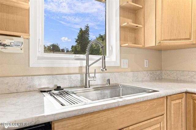 1810 Cindylee Lane, Anchorage, AK 99507