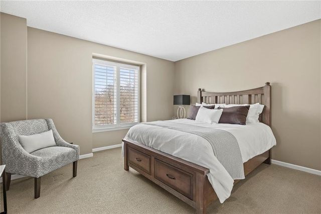 4309 W 126th Terrace, Leawood, KS 66209