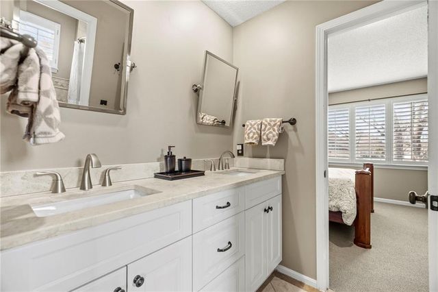 4309 W 126th Terrace, Leawood, KS 66209