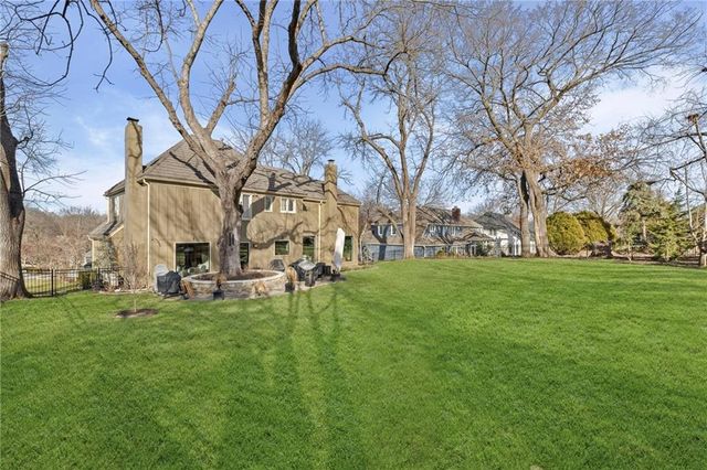 4309 W 126th Terrace, Leawood, KS 66209