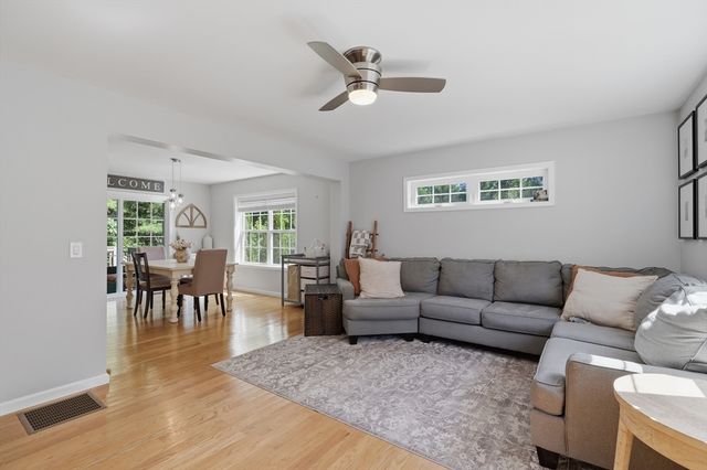 25 Acorn Street 25, Middleton, MA 01949