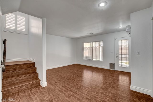 6981 Copper Bracelet Avenue, Las Vegas, NV 89122