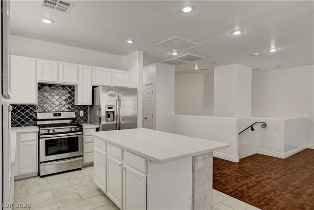 6981 Copper Bracelet Avenue, Las Vegas, NV 89122