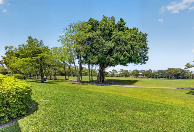 21656 Juego Circle 23e, Boca Raton, FL 33433