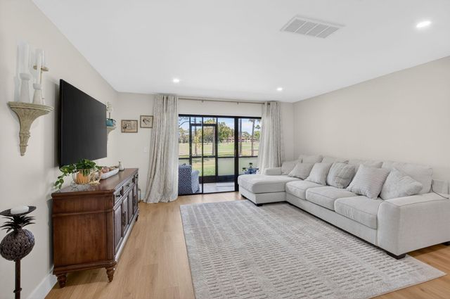 21656 Juego Circle 23e, Boca Raton, FL 33433