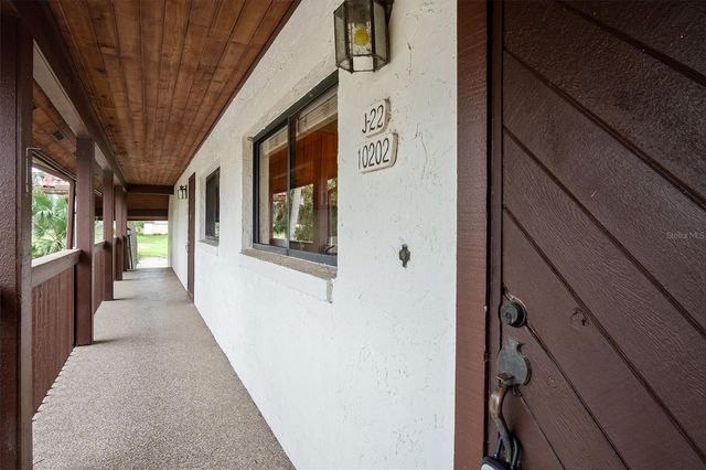 10202 VILLAGE DRIVE 22, Lake Wales, FL 33898