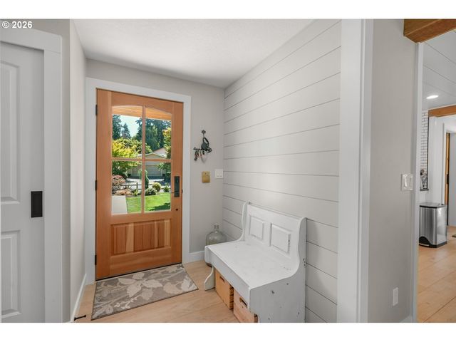 9770 Sw SERENA Way, Portland, OR 97224