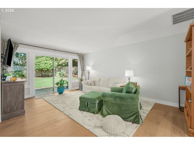 9770 Sw SERENA Way, Portland, OR 97224