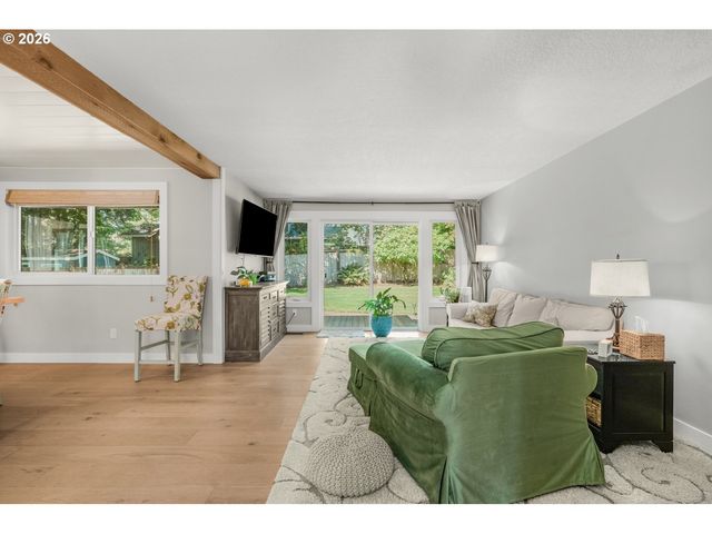 9770 Sw SERENA Way, Portland, OR 97224