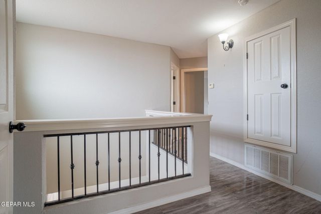 14378 North Cave Avenue, El Paso, TX 79938