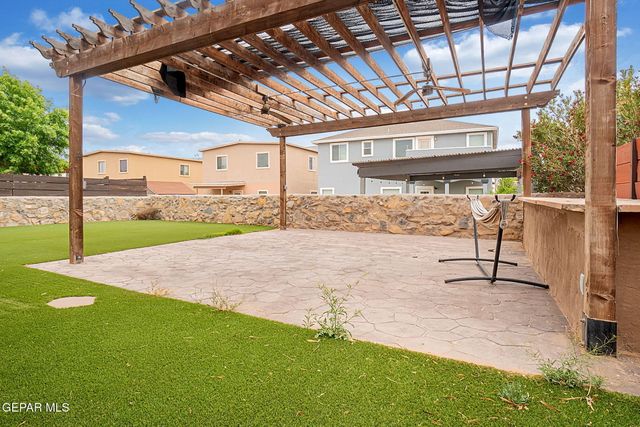 14378 North Cave Avenue, El Paso, TX 79938