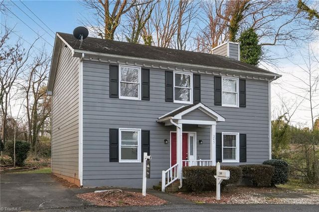 245 Guinevere Court, Winston-salem, NC 27104