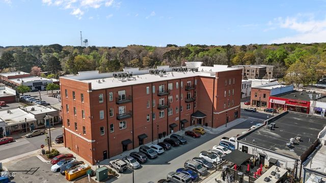 145 S Main Street 305, Fuquay Varina, NC 27526