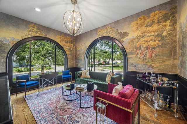 4901 Holt Street, Bellaire, TX 77401