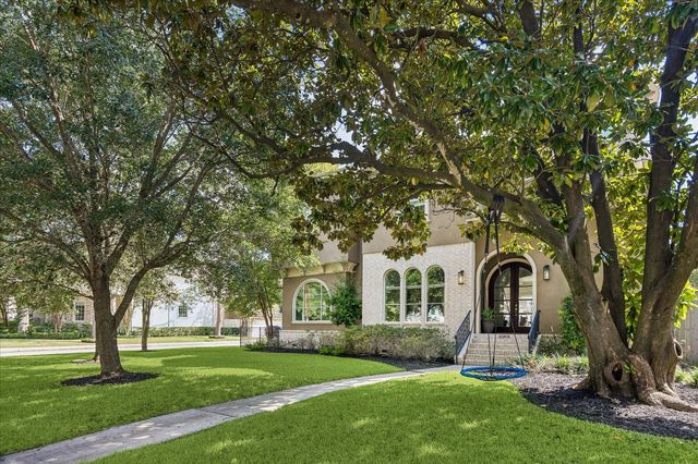 4901 Holt Street, Bellaire, TX 77401