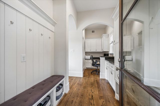 4901 Holt Street, Bellaire, TX 77401