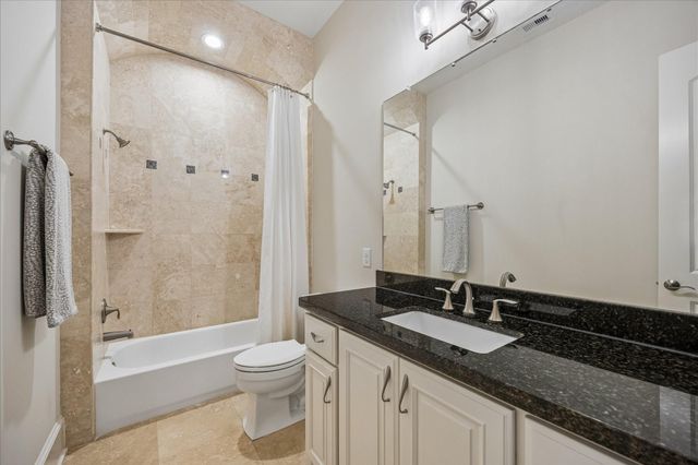 4901 Holt Street, Bellaire, TX 77401