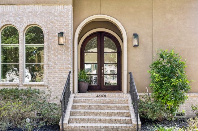 4901 Holt Street, Bellaire, TX 77401