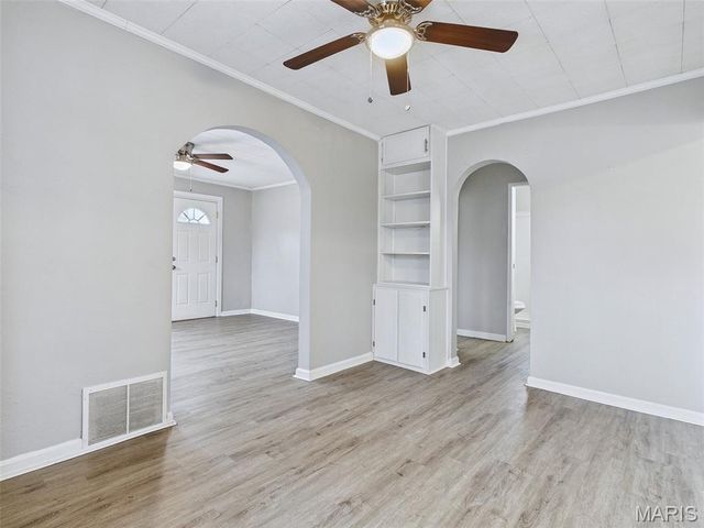 3201 Charlotte Court, Alton, IL 62002