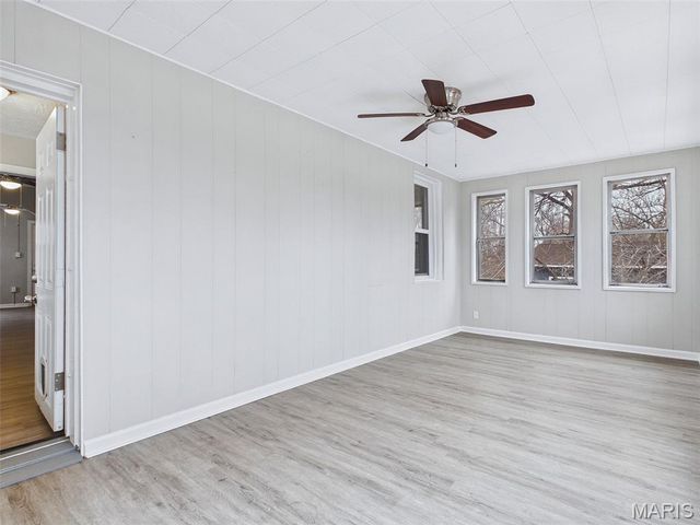 3201 Charlotte Court, Alton, IL 62002