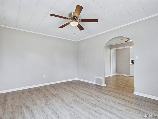 3201 Charlotte Court, Alton, IL 62002