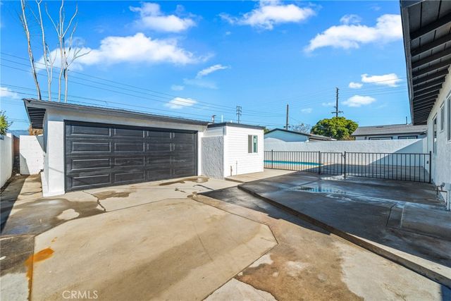 5056 Washington, Chino, CA 91710