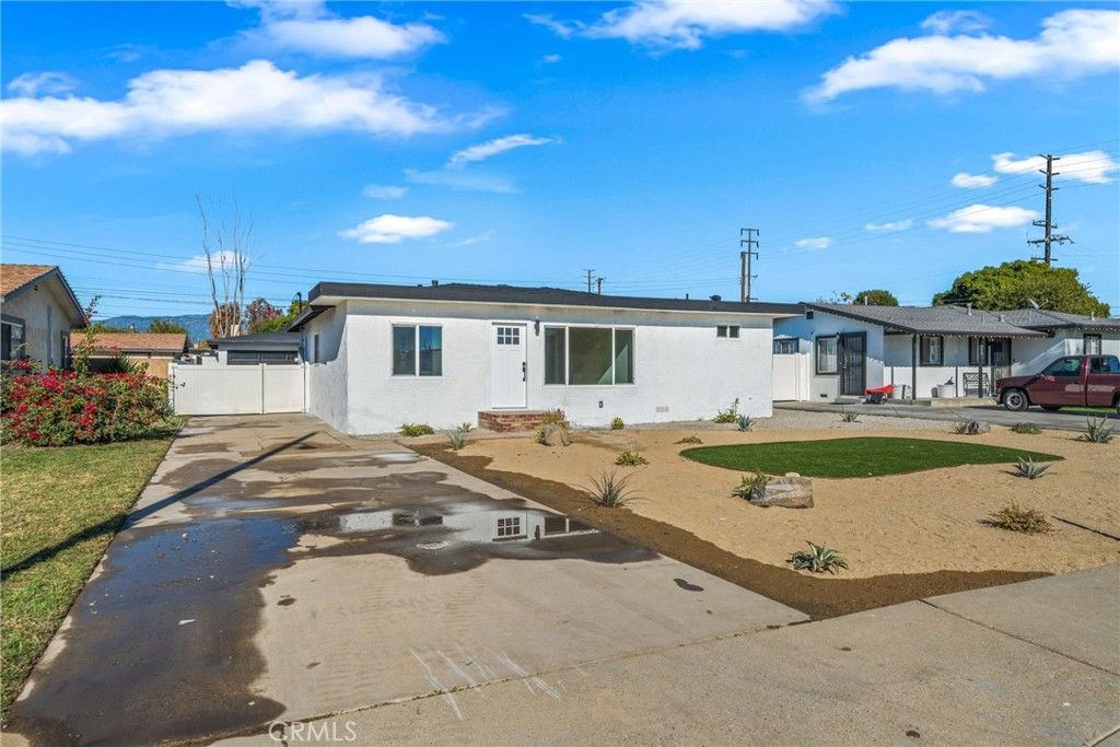 5056 Washington, Chino, CA 91710