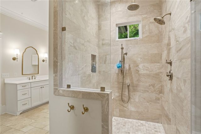 1060 Village Oaks Lane, St Simons Island, GA 31522