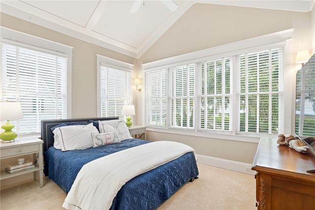 1060 Village Oaks Lane, St Simons Island, GA 31522