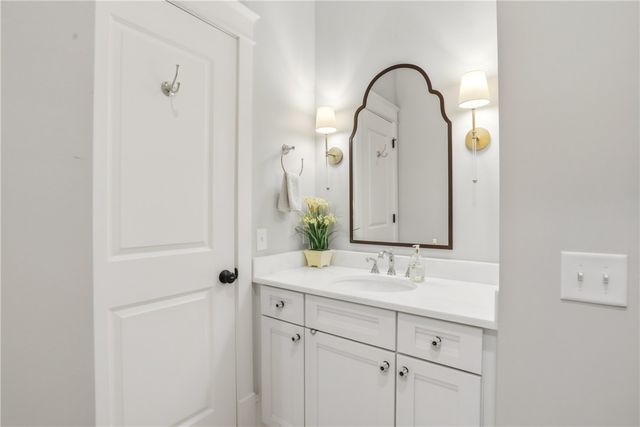 1060 Village Oaks Lane, St Simons Island, GA 31522