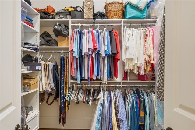 1060 Village Oaks Lane, St Simons Island, GA 31522