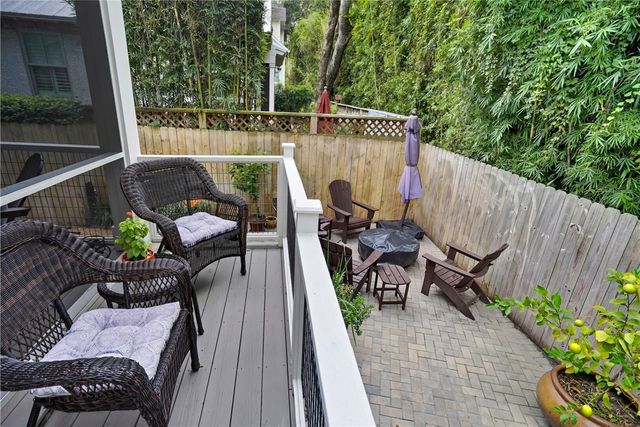 1060 Village Oaks Lane, St Simons Island, GA 31522