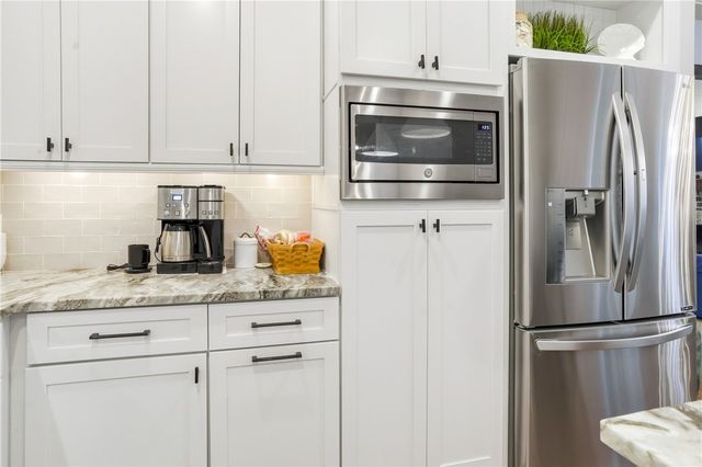 1060 Village Oaks Lane, St Simons Island, GA 31522