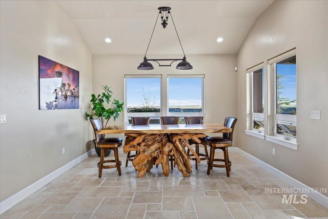 465 Canyon Rim Rd, Twin Falls, ID 83301