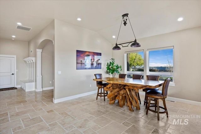 465 Canyon Rim Rd, Twin Falls, ID 83301