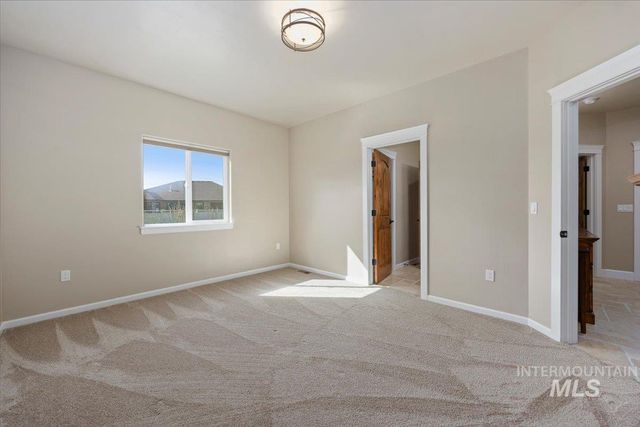 465 Canyon Rim Rd, Twin Falls, ID 83301