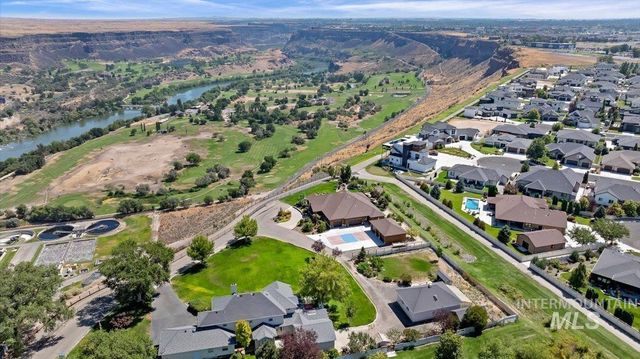 465 Canyon Rim Rd, Twin Falls, ID 83301