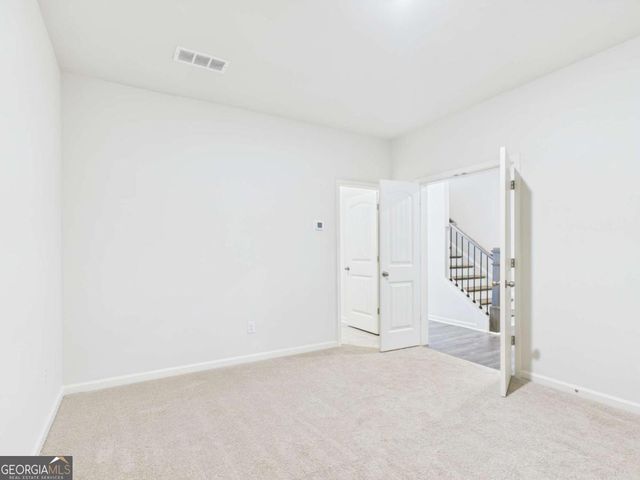 217 Vista Lane, Woodstock, GA 30189