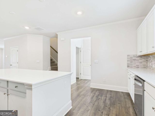 217 Vista Lane, Woodstock, GA 30189