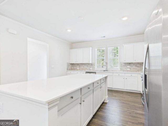 217 Vista Lane, Woodstock, GA 30189