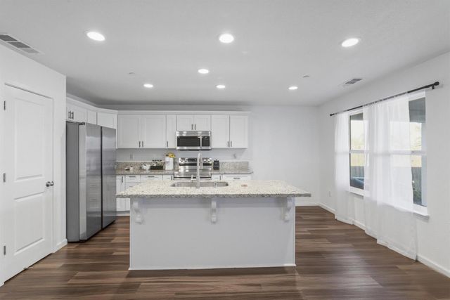 2510 S Harrison St, Stockton, CA 95206