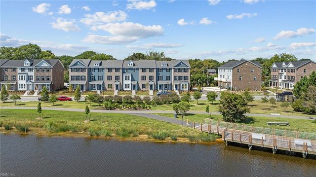 146 Freeman DR, Hampton, VA 23666