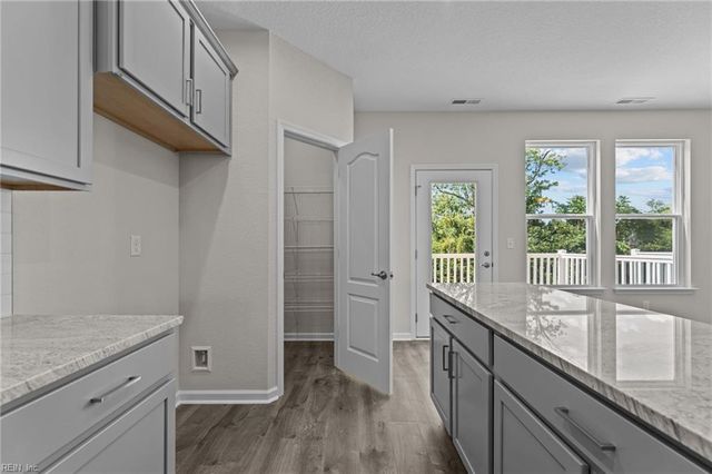 146 Freeman DR, Hampton, VA 23666