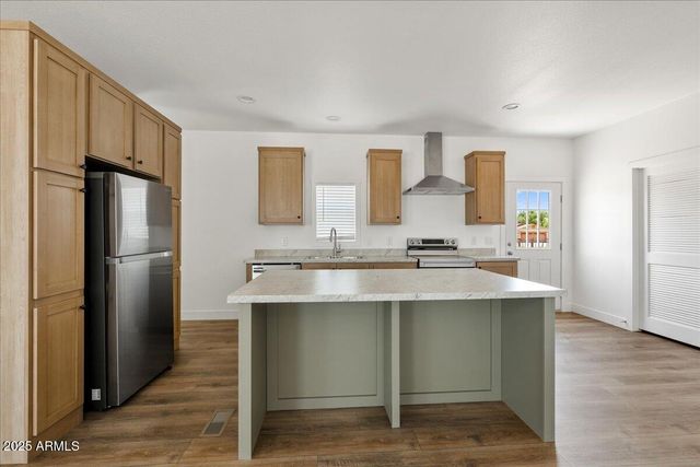 55 W HAWAII Road, Paulden, AZ 86334