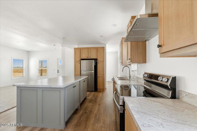 55 W HAWAII Road, Paulden, AZ 86334