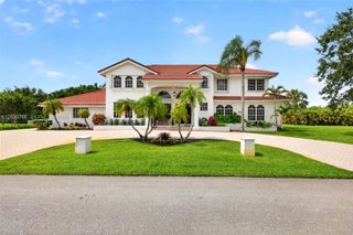 12360 SW 1st St, Plantation, FL 33325