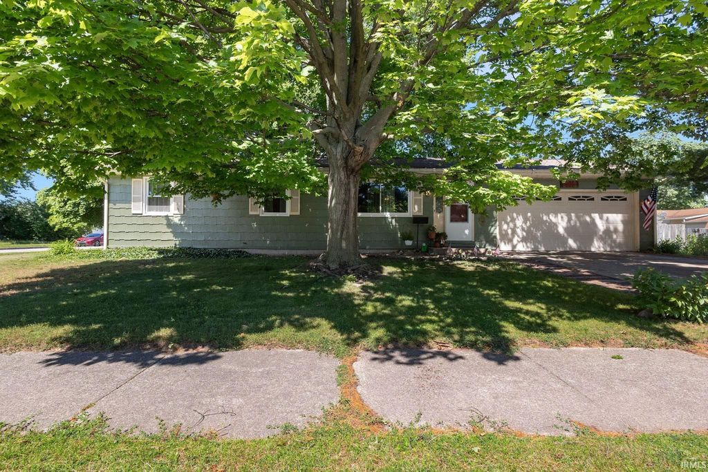 1903 Sarah Street, Mishawaka, IN 46545