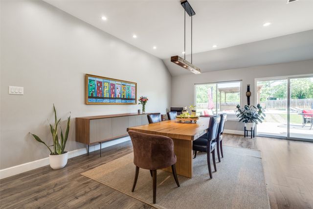 2502 Hillside Court, Southlake, TX 76092